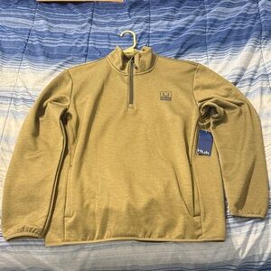 Huk Men's Coldfront 1/4 zip size Medium. Olive (Overland) color.